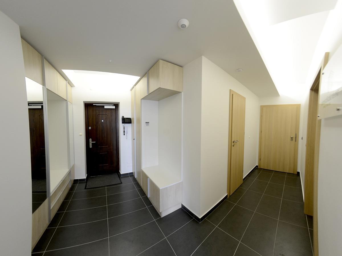 Apartment Oneclickrent 01 Smarthouse คีชีเนา ภายนอก รูปภาพ